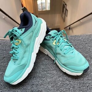 🌸 Hoka Challenger ATR 6 GTX Women’s Running Shoes